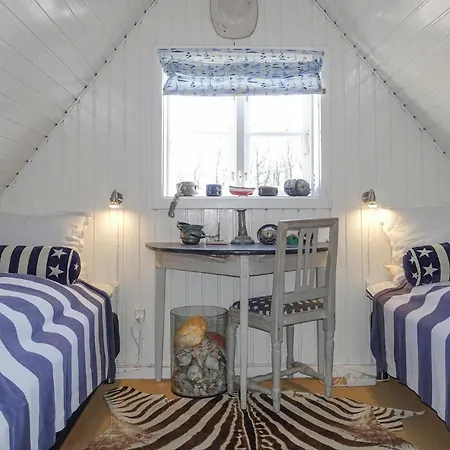 Awesome In With 2 Bedrooms And Wifi
